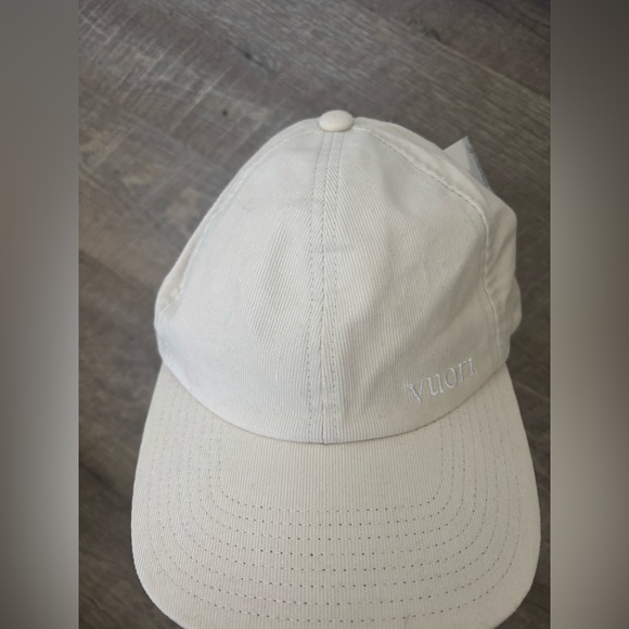 Vuori Hat NWT corduroy color bone - Picture 7 of 7